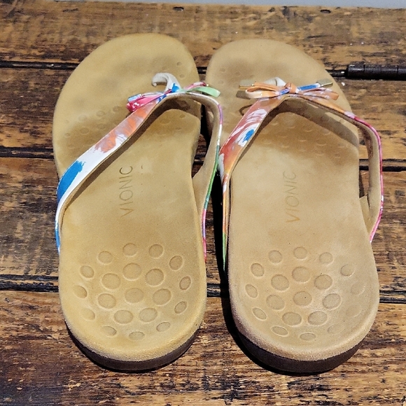 Vionic Multicolor Women's Sandals - Picture 3 of 5